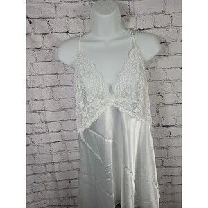 In Bloom By Jonquil Chemise White Lace Satin Size XXL NWT